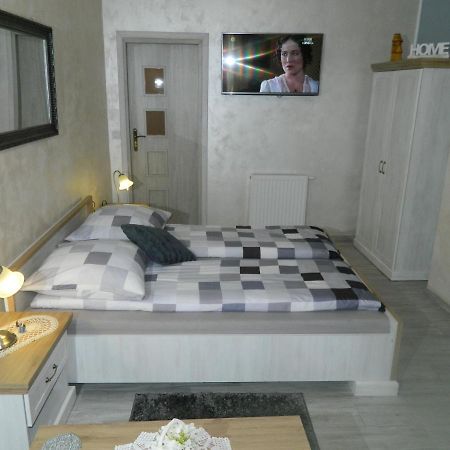 Pokoj Goscinny Royal ชเวียราโดว์-สโดรยจ์ ภายนอก รูปภาพ